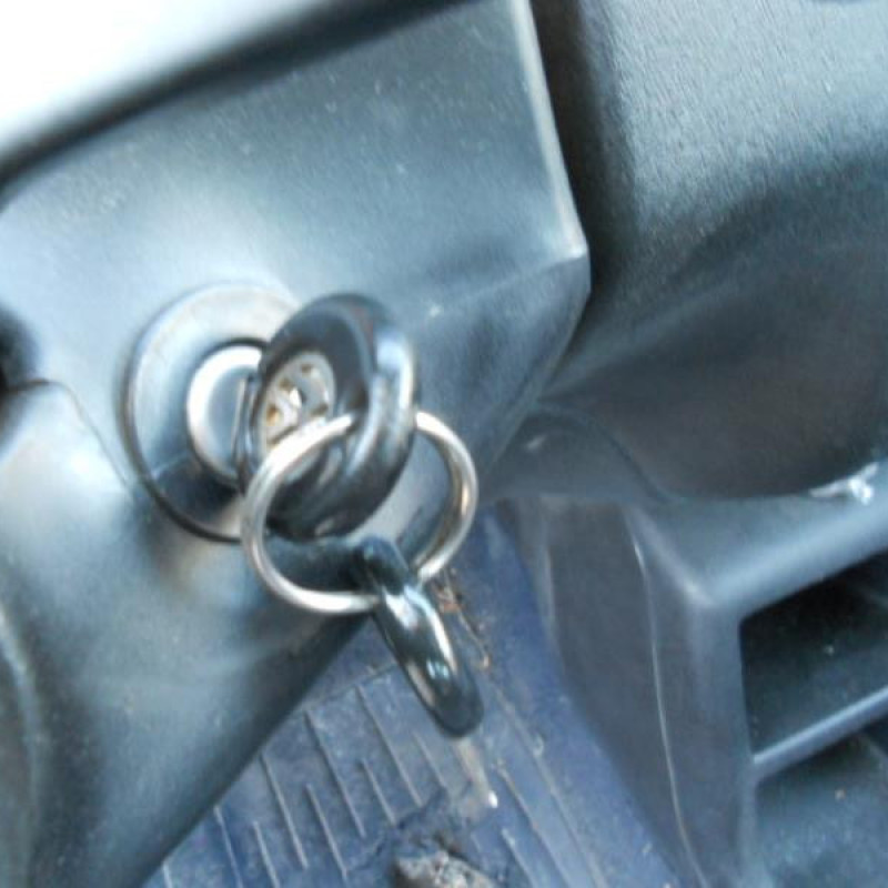 Ceinture arriere gauche VOLKSWAGEN POLO 2 Photo n°10