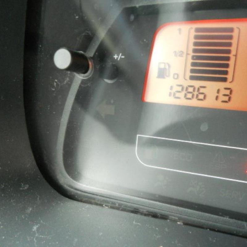 Bras essuie glace avant gauche CITROEN C2 Photo n°9