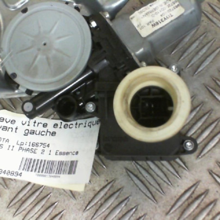 Leve vitre electrique avant gauche TOYOTA YARIS 2