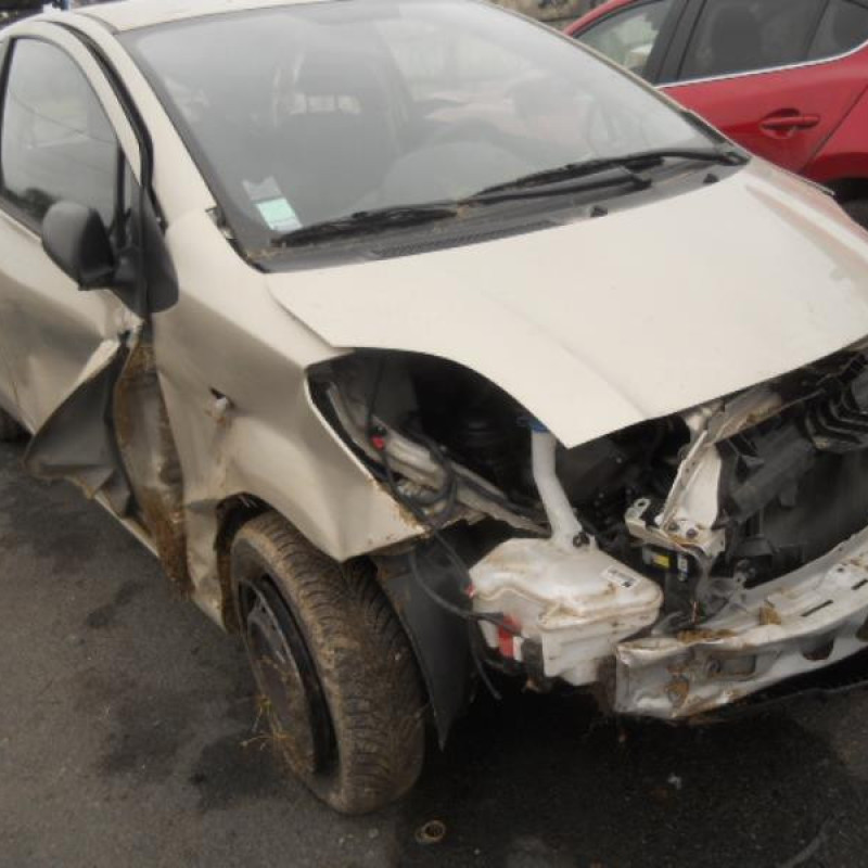Leve vitre electrique avant gauche TOYOTA YARIS 2 Photo n°4