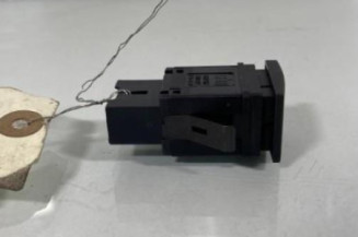 Bouton de warning VOLKSWAGEN POLO 4