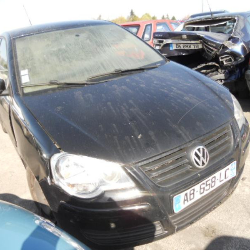 Bouton de warning VOLKSWAGEN POLO 4 Photo n°5