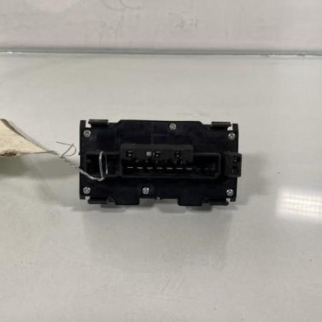 Bouton de warning MERCEDES CLASSE E 210