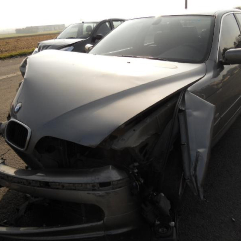 Poignee porte avant droit BMW SERIE 5 E39 Photo n°4