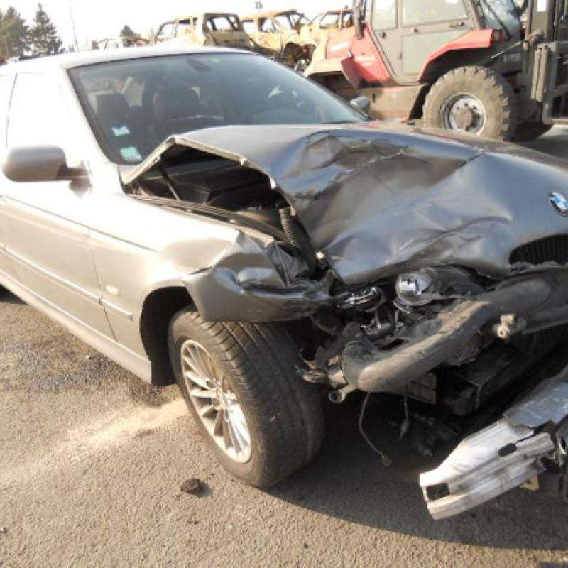 Poignee porte avant droit BMW SERIE 5 E39 Photo n°6