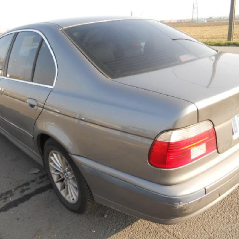 Trappe d'essence BMW SERIE 5 E39 Photo n°8