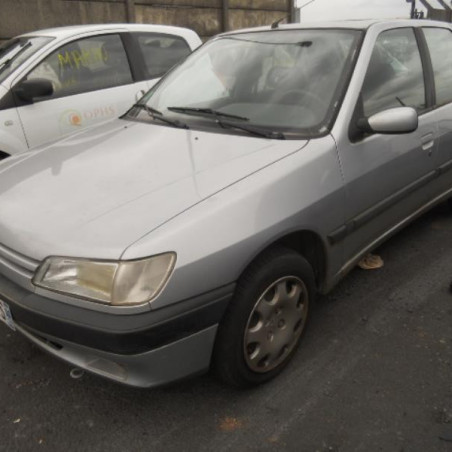 Calandre PEUGEOT 306