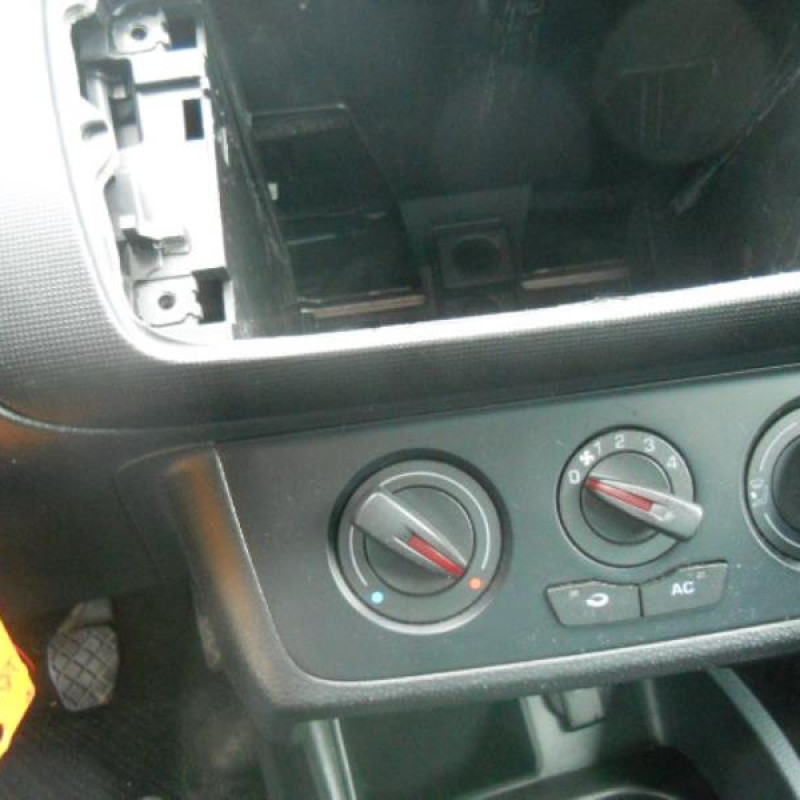 Commande chauffage SEAT IBIZA 4 Photo n°11