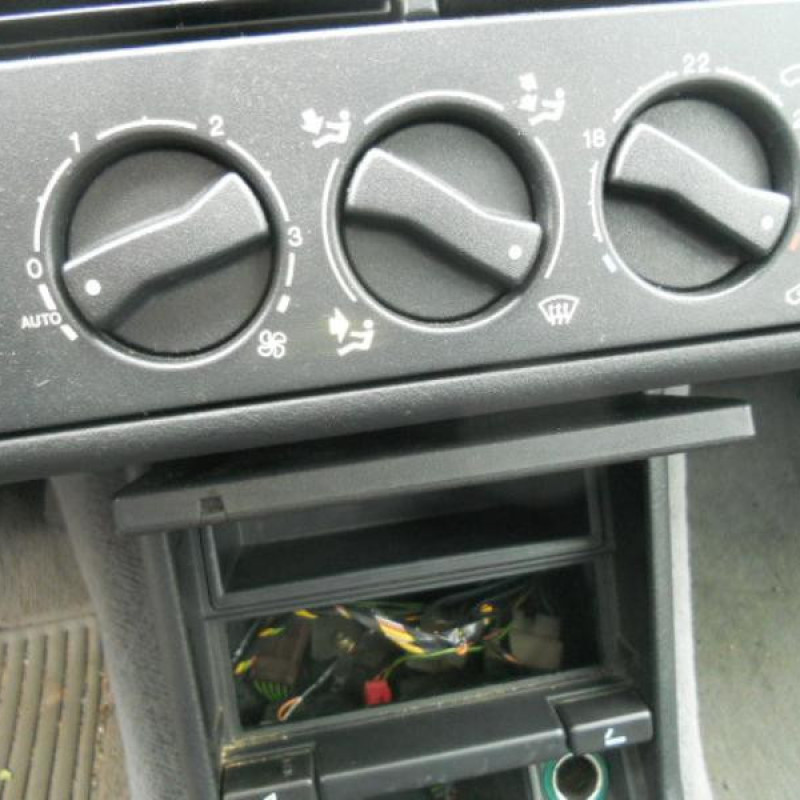 Bras essuie glace arriere CITROEN XM Photo n°6
