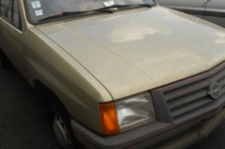 Optique avant secondaire gauche (feux)(clignotant) OPEL CORSA A