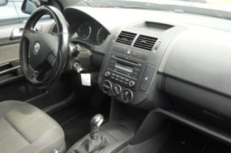 Bras essuie glace avant droit VOLKSWAGEN POLO 4