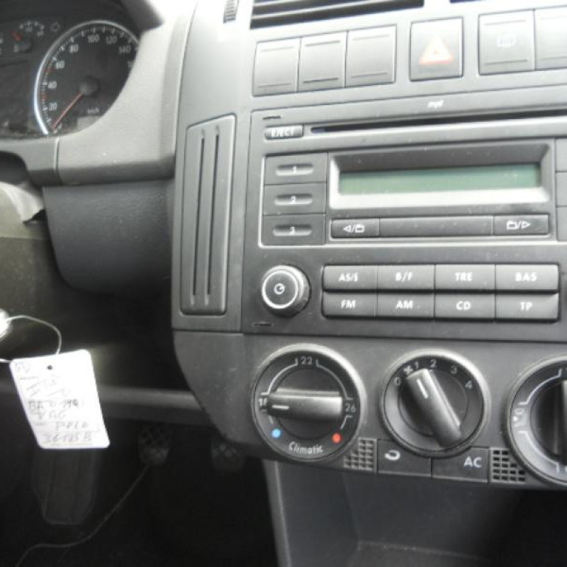 Bras essuie glace avant droit VOLKSWAGEN POLO 4 Photo n°6