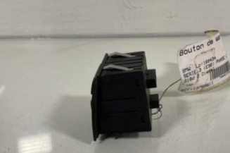 Bouton de warning BMW SERIE 3 E90
