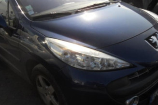 Attache ceinture arriere centrale PEUGEOT 207