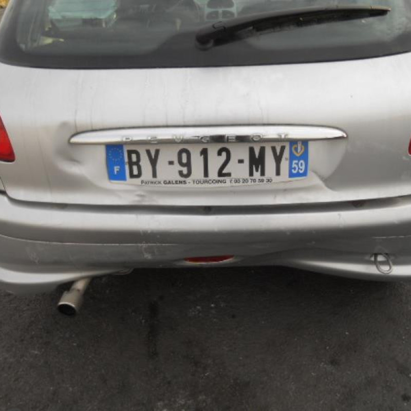 Bouton de warning PEUGEOT 206 Photo n°7