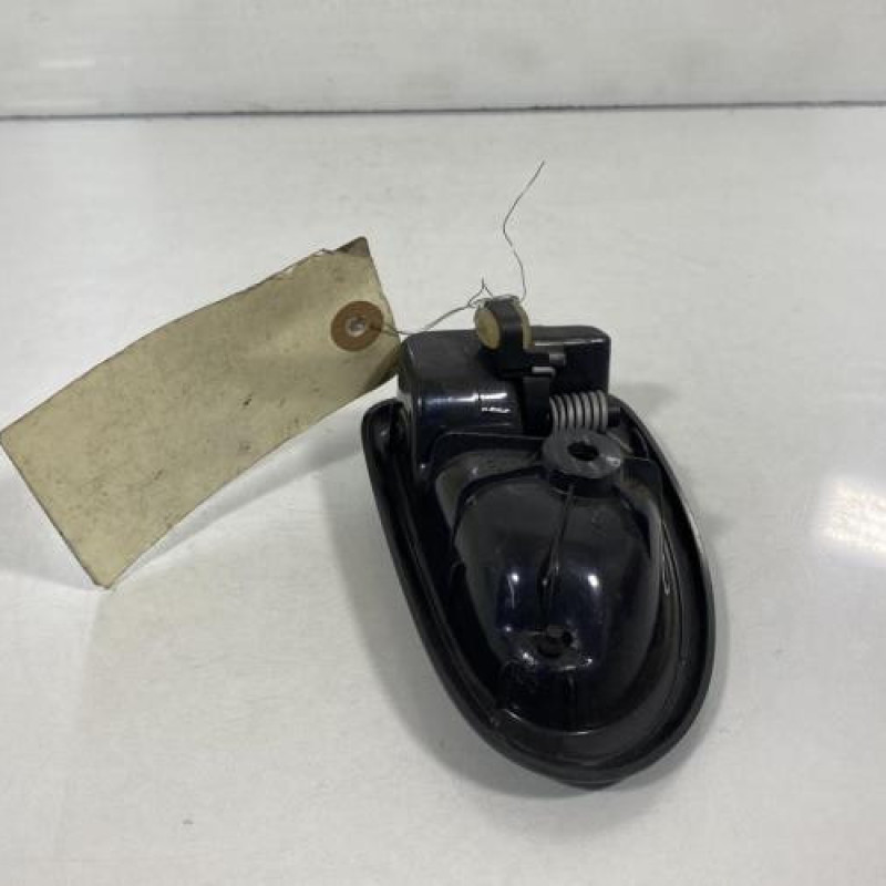 Poignee interieur arriere droit RENAULT CLIO 2 CAMPUS Photo n°3