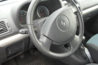 Poignee interieur arriere droit RENAULT CLIO 2 CAMPUS