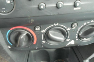 Poignee interieur arriere droit RENAULT CLIO 2 CAMPUS