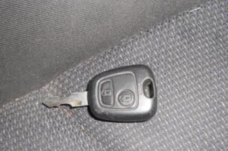 Bouton de warning PEUGEOT 206+