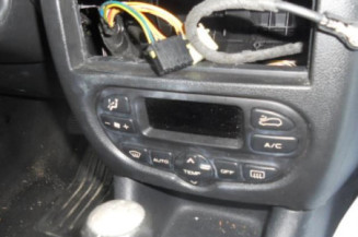 Bouton de warning PEUGEOT 206+