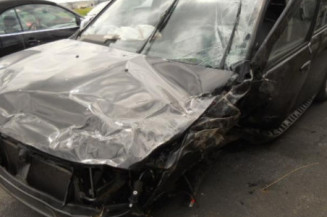 Interrupteur de leve vitre avant droit DACIA DUSTER 1