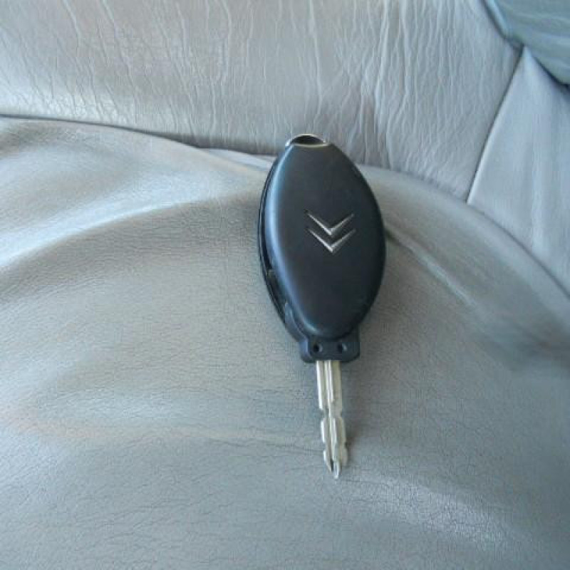 Boite a gants CITROEN C5 1 Photo n°12