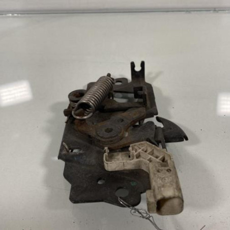 Fermeture de capot FORD FOCUS 3