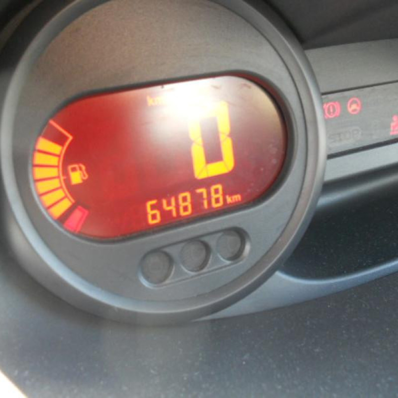 Bras essuie glace avant gauche RENAULT TWINGO 2 Photo n°9