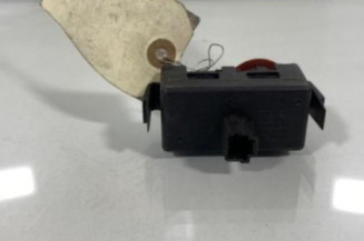 Bouton de warning RENAULT CLIO 3