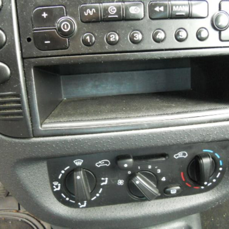 Serrure avant droit CITROEN C2 Photo n°12