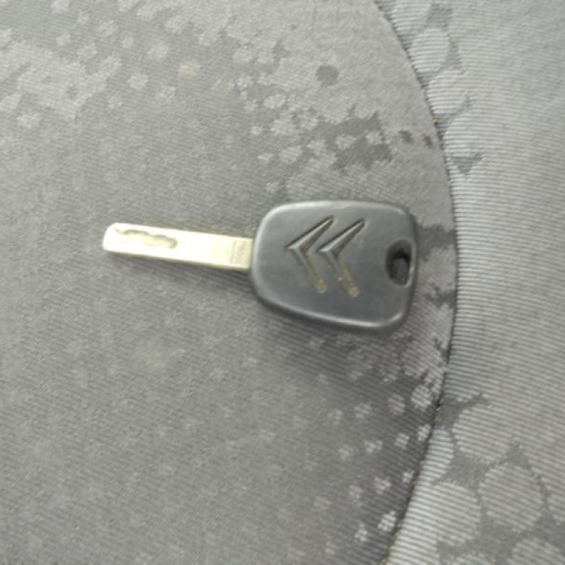 Serrure avant droit CITROEN C2 Photo n°13