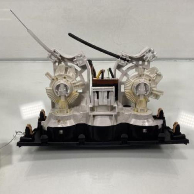 Commande chauffage SUZUKI SWIFT 4 Photo n°2