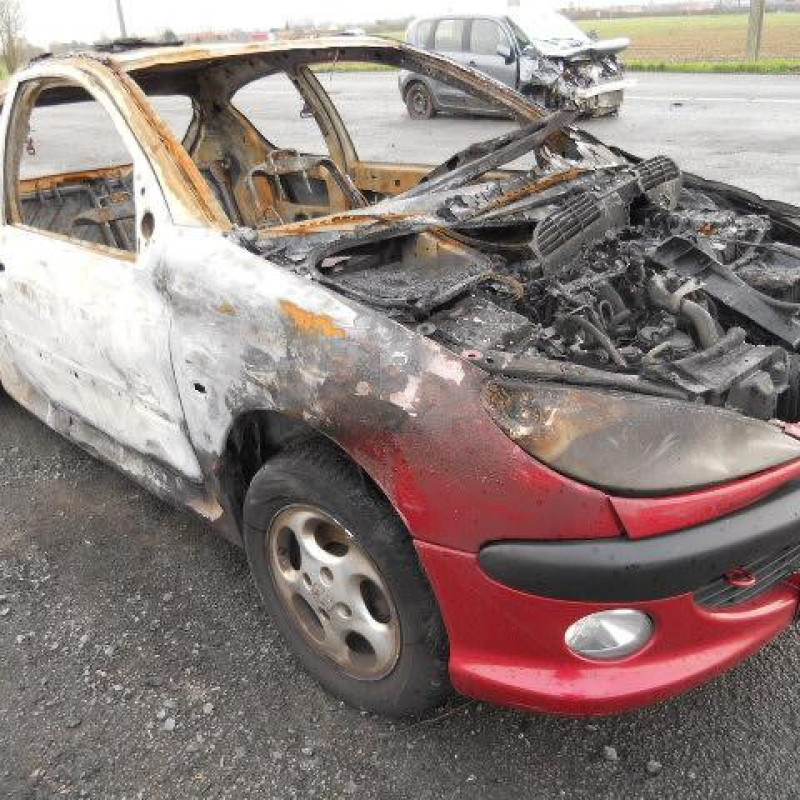Bloc ABS (freins anti-blocage) PEUGEOT 206 Photo n°2
