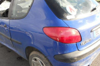 Pivot de moyeu avant droit PEUGEOT 206