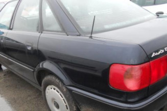 Pivot de moyeu avant droit AUDI 80 3
