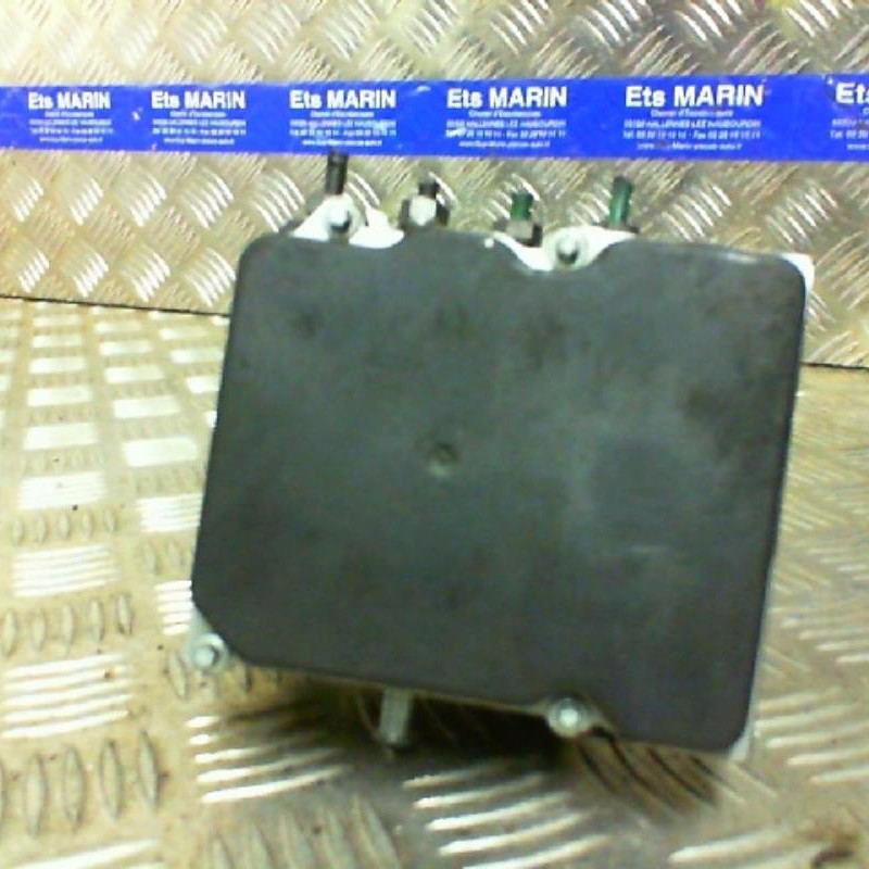 Bloc ABS (freins anti-blocage) RENAULT CLIO 3 Photo n°1