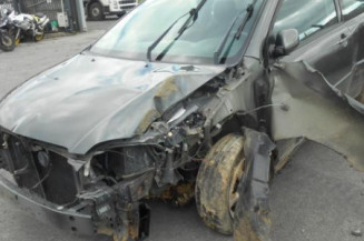 Amortisseur avant droit TOYOTA COROLLA IX Photo n°1