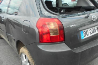 Amortisseur avant droit TOYOTA COROLLA IX