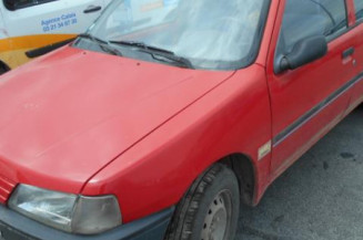 Cremaillere assistee PEUGEOT 106