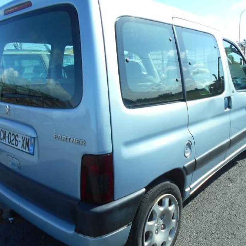 Bloc ABS (freins anti-blocage) PEUGEOT PARTNER 1 Photo n°7