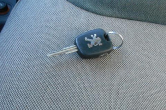 Bloc ABS (freins anti-blocage) PEUGEOT PARTNER 1