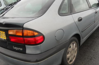 Cremaillere assistee RENAULT LAGUNA 1