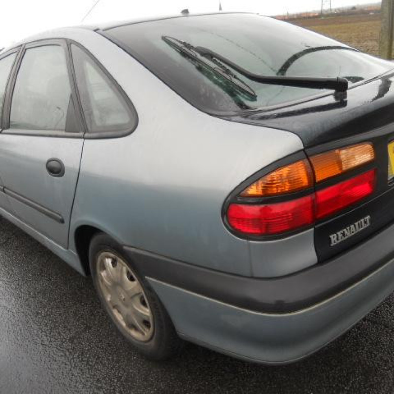 Cremaillere assistee RENAULT LAGUNA 1 Photo n°5