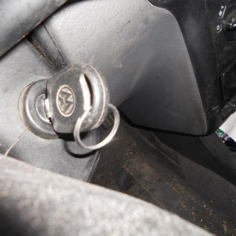 Amortisseur avant droit VOLKSWAGEN POLO 3 Photo n°8