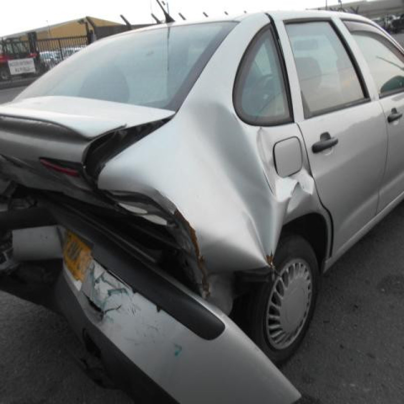 Cremaillere assistee SEAT CORDOBA 1 Photo n°4