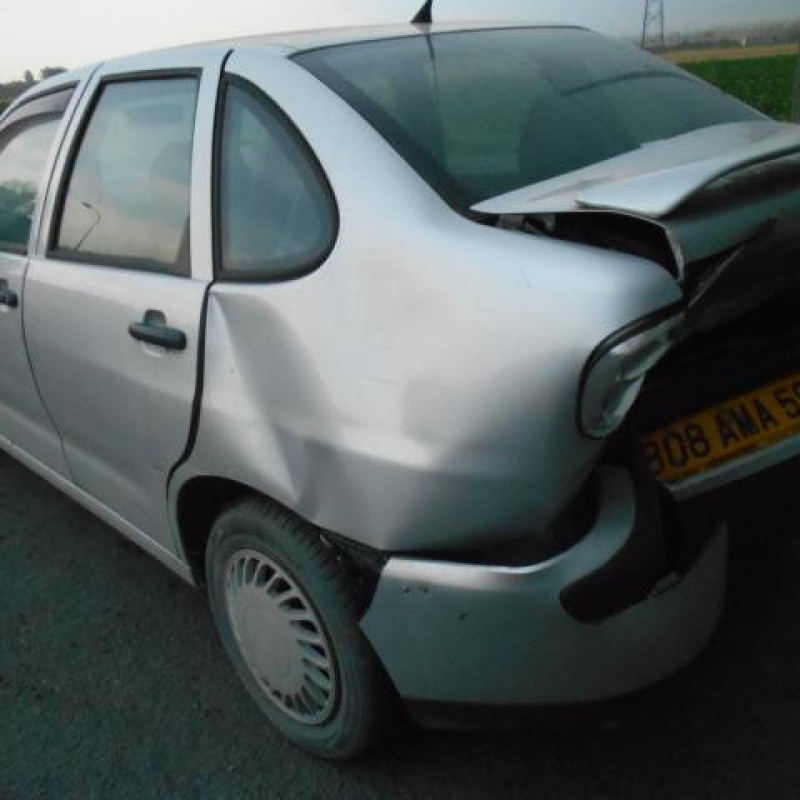 Cremaillere assistee SEAT CORDOBA 1 Photo n°5