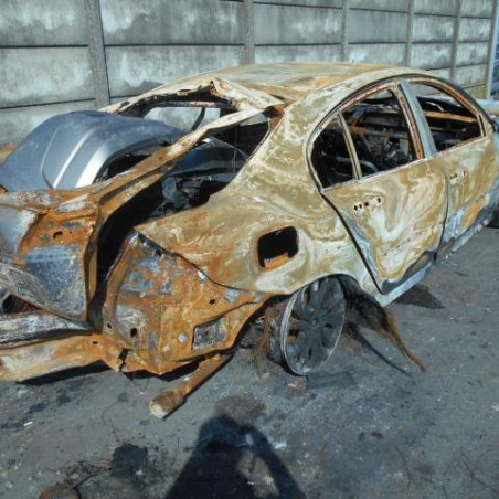 Pivot de moyeu avant gauche RENAULT LAGUNA 3
