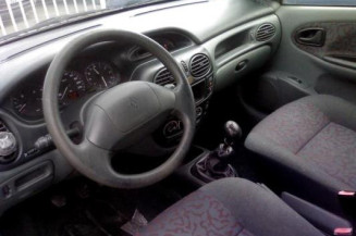 Amortisseur avant droit RENAULT MEGANE 1