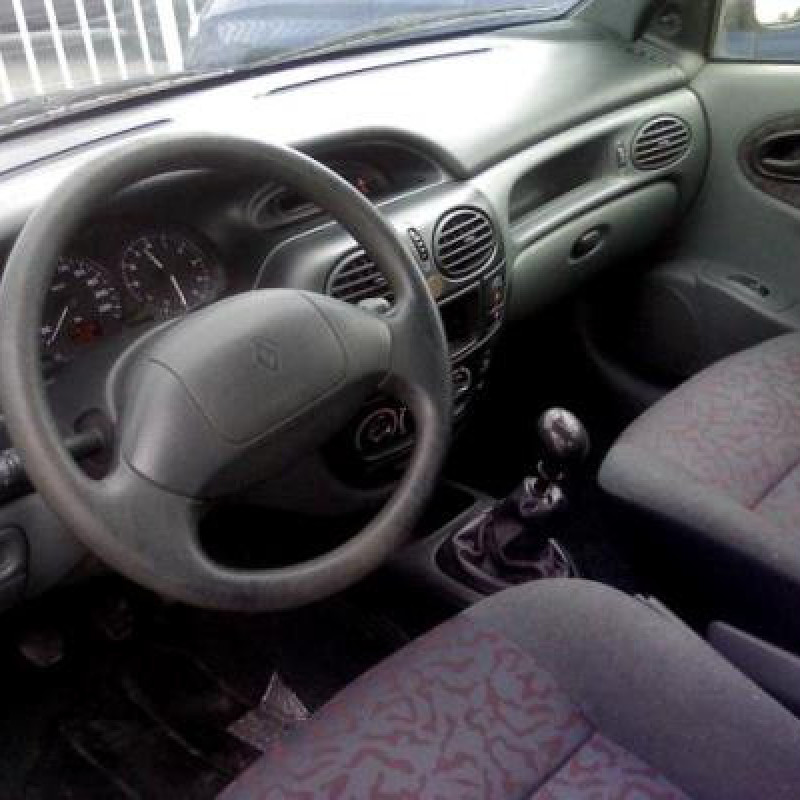 Amortisseur avant droit RENAULT MEGANE 1 Photo n°6