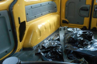 Etrier avant droit (freinage) RENAULT KANGOO 1